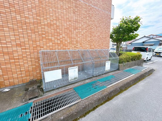 apartment 静岡県駿東郡長泉町南一色275-2
