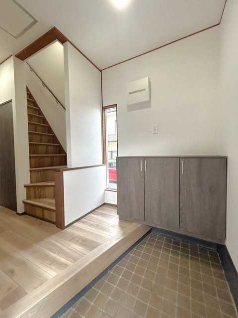 apartment 岐阜県多治見市若松町４丁目21番地1 若松町貸事務所