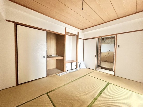 apartment 三重県松阪市下村町814-4 パークマンション101号室