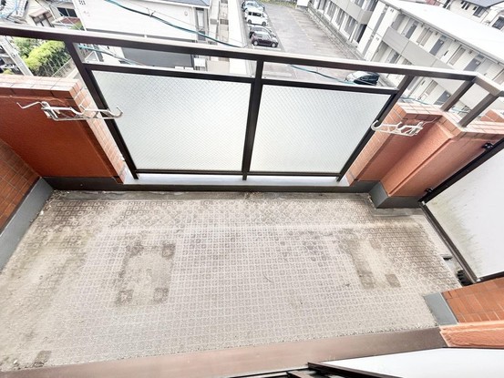 apartment 三重県松阪市下村町814-4 パークマンション101号室