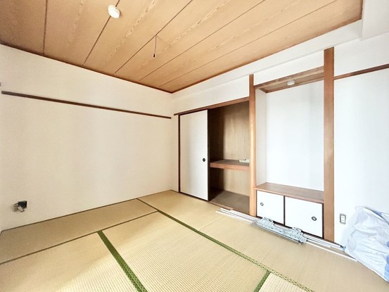apartment 三重県松阪市下村町814-4 パークマンション101号室