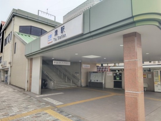 apartment 三重県松阪市下村町814-4 パークマンション101号室