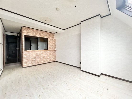 apartment 三重県松阪市下村町814-4 パークマンション101号室