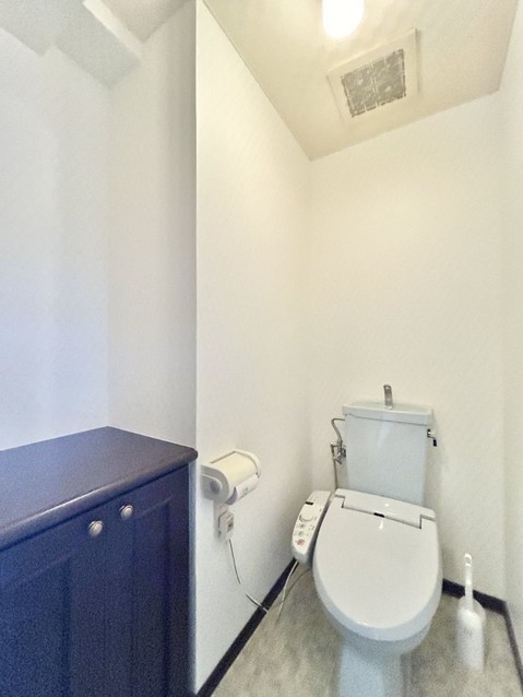 apartment 三重県松阪市下村町814-4 パークマンション101号室