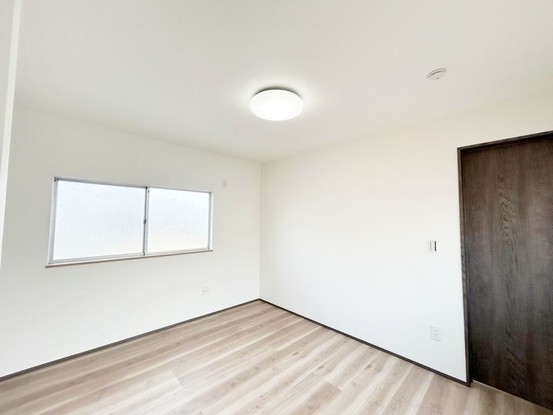 apartment 三重県松阪市下村町814-4 パークマンション101号室