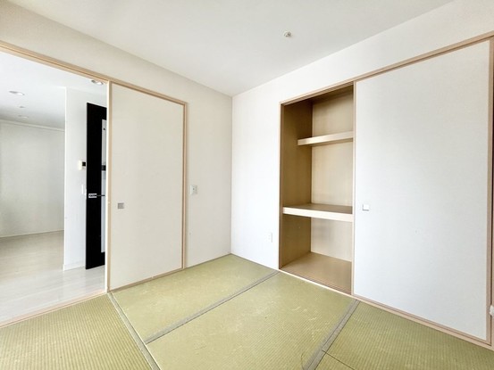 apartment 三重県松阪市下村町814-4 パークマンション101号室