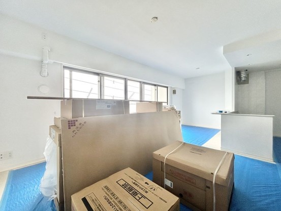 apartment 三重県松阪市下村町814-4 パークマンション101号室