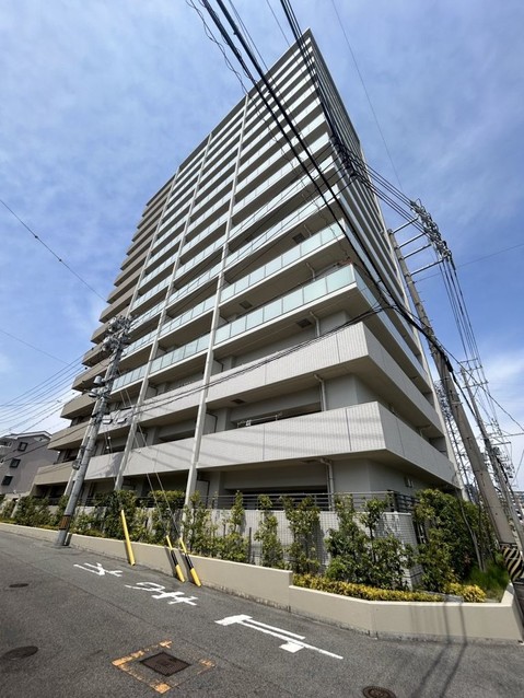 apartment 三重県松阪市下村町814-4 パークマンション101号室