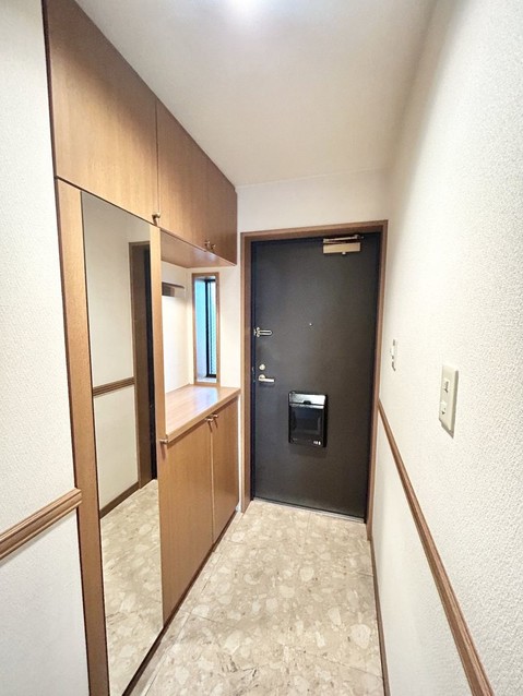 apartment 三重県松阪市下村町814-4 パークマンション101号室