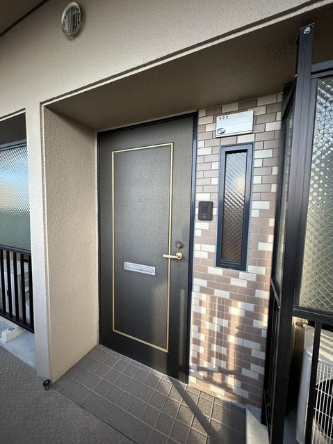 apartment 三重県松阪市下村町814-4 パークマンション101号室