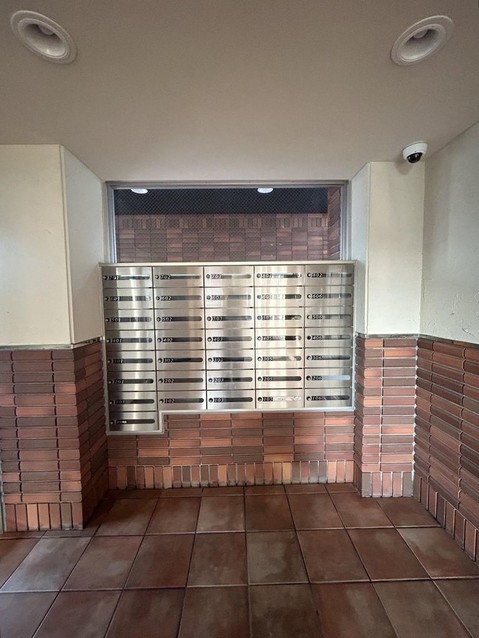 apartment 三重県松阪市下村町814-4 パークマンション101号室