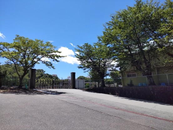 apartment 三重県松阪市下村町814-4 パークマンション101号室