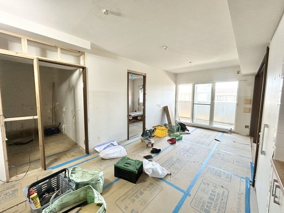 apartment 三重県松阪市下村町814-4 パークマンション101号室