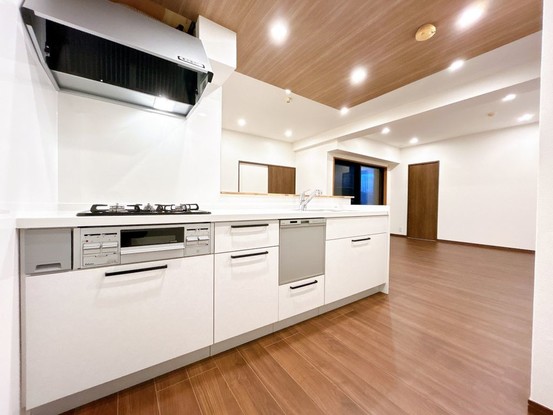 apartment 富山県富山市稲荷元町３丁目
地図を見る