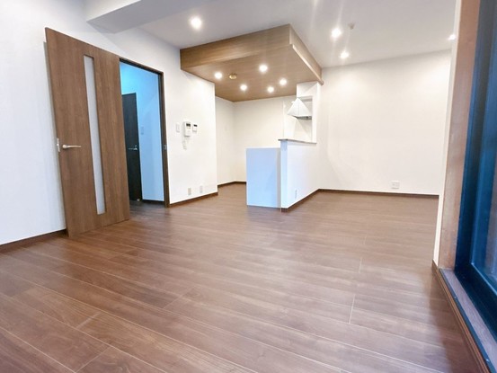 apartment 富山県富山市稲荷元町３丁目
地図を見る