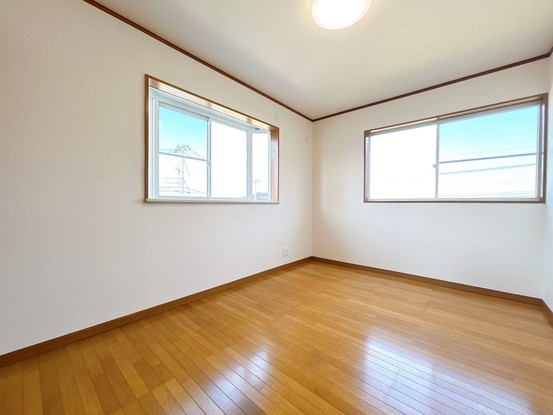 apartment 富山県富山市八尾町高善寺
地図を見る