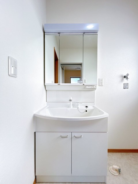 apartment 富山県富山市堀川町
地図を見る