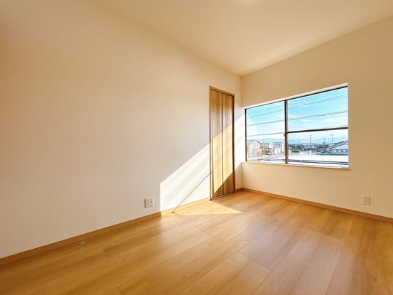 apartment 富山県富山市堀川町
地図を見る