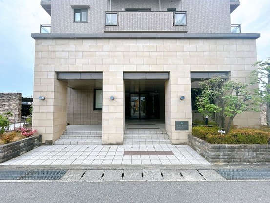 apartment 富山県富山市堀川町
地図を見る