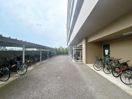 apartment 富山県富山市堀川町
地図を見る