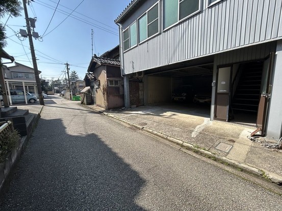 townhouse 石川県金沢市割出町15番地1 中村店舗