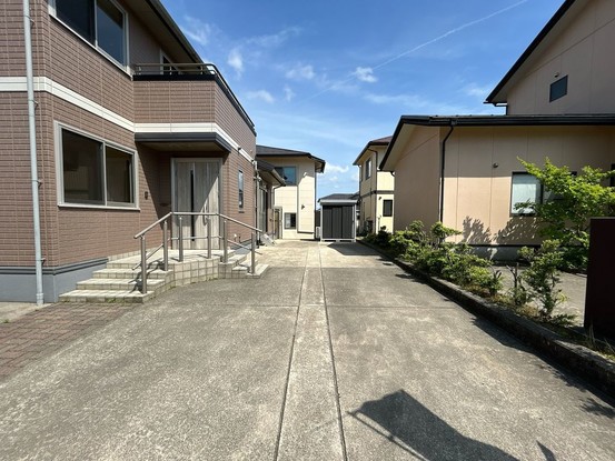 detached 石川県河北郡内灘町白帆台１丁目
地図を見る