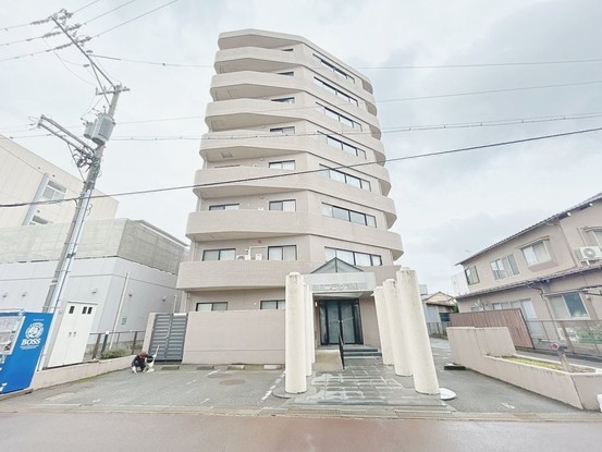 apartment 石川県金沢市割出町15番地1 中村店舗