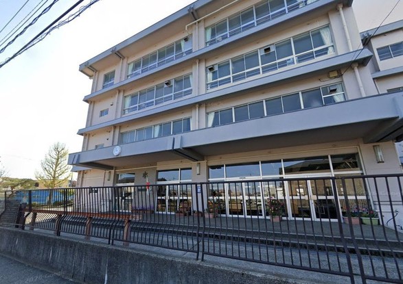 apartment 石川県金沢市割出町15番地1 中村店舗