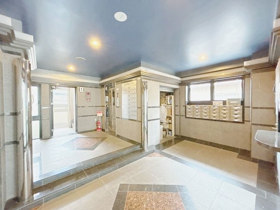 apartment 石川県金沢市割出町15番地1 中村店舗