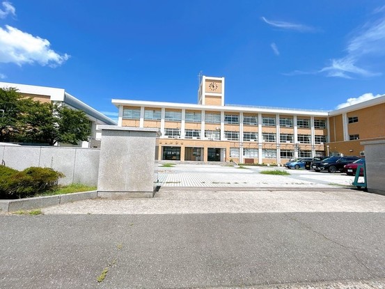 apartment 福井県福井市春日３丁目916番1 春日テナント