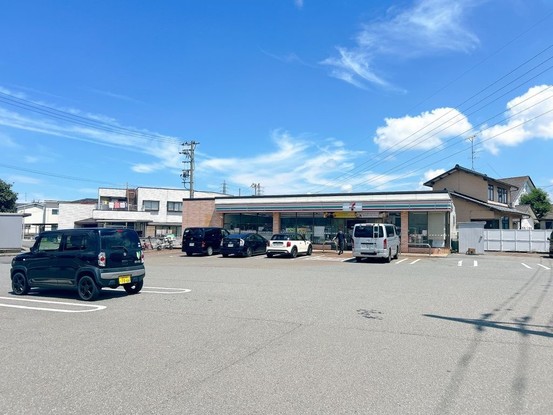 apartment 福井県福井市春日３丁目916番1 春日テナント