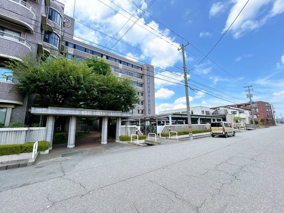 apartment 福井県福井市春日３丁目916番1 春日テナント