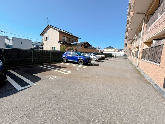 apartment 福井県福井市春日３丁目916番1 春日テナント