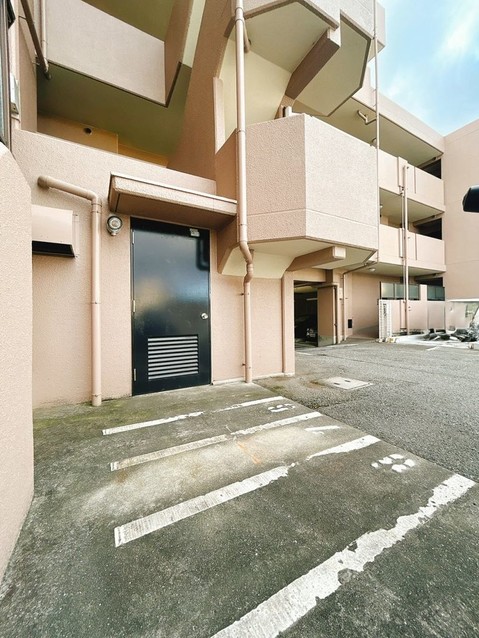 apartment 兵庫県神戸市西区北別府１丁目3-3 アーバンリバブル204