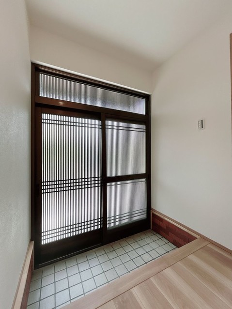 apartment 滋賀県草津市野路東５丁目25-23 マリーベルハイツE棟 101号室
