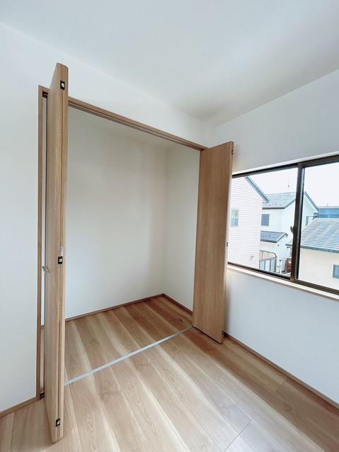 apartment 滋賀県草津市野路東５丁目25-23 マリーベルハイツE棟 101号室
