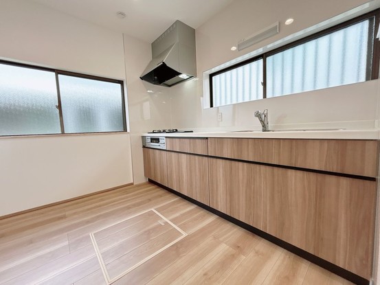 apartment 滋賀県草津市野路東５丁目25-23 マリーベルハイツE棟 101号室