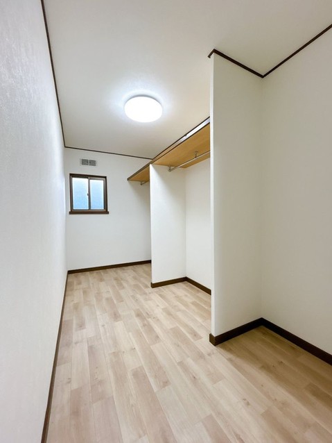 detached 三重県名張市鴻之台１番町35-1 ラフレシール101号室