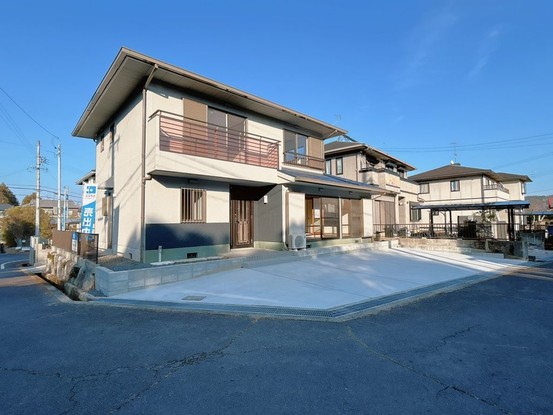 detached 三重県名張市鴻之台１番町35-1 ラフレシール101号室