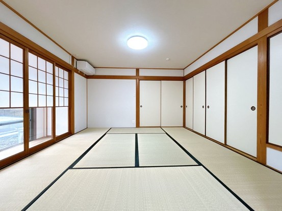 detached 三重県名張市鴻之台１番町35-1 ラフレシール101号室