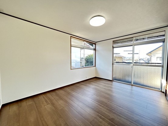 detached 三重県名張市鴻之台１番町35-1 ラフレシール101号室