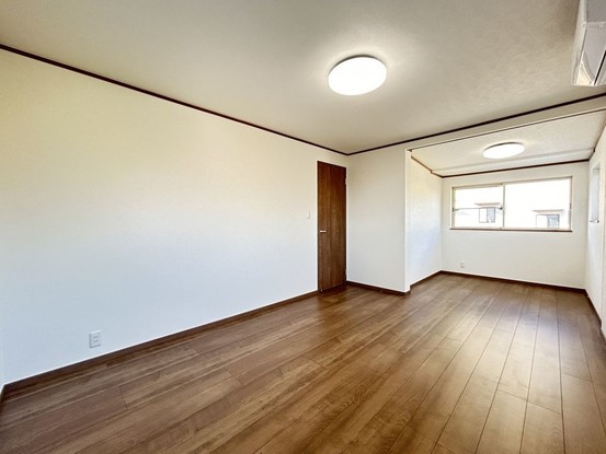 detached 三重県名張市鴻之台１番町35-1 ラフレシール101号室