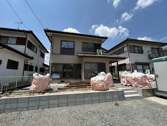 detached 三重県名張市鴻之台１番町35-1 ラフレシール101号室