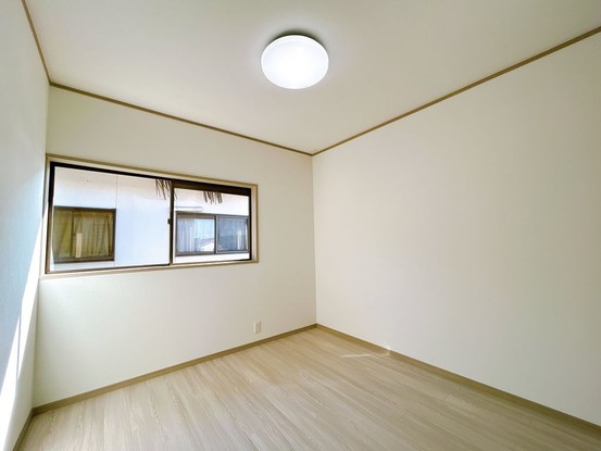 detached 三重県名張市鴻之台１番町35-1 ラフレシール101号室