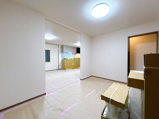 detached 三重県名張市鴻之台１番町35-1 ラフレシール101号室