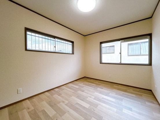 detached 三重県名張市鴻之台１番町35-1 ラフレシール101号室