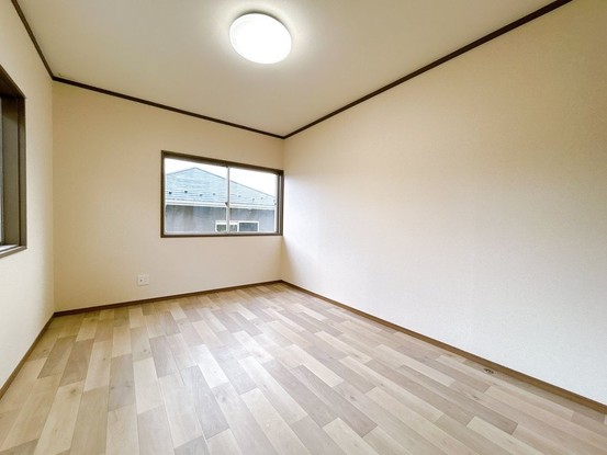detached 三重県名張市鴻之台１番町35-1 ラフレシール101号室