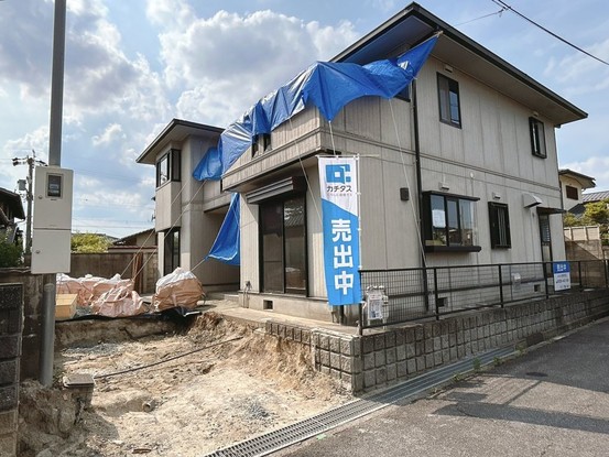 detached 三重県名張市鴻之台１番町35-1 ラフレシール101号室