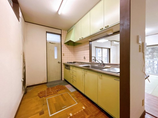 detached 三重県名張市鴻之台１番町35-1 ラフレシール101号室