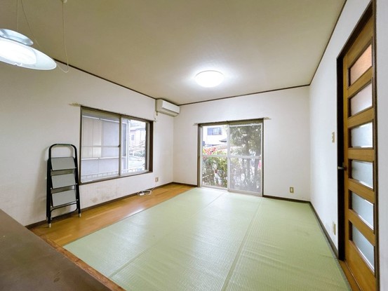 detached 三重県名張市鴻之台１番町35-1 ラフレシール101号室